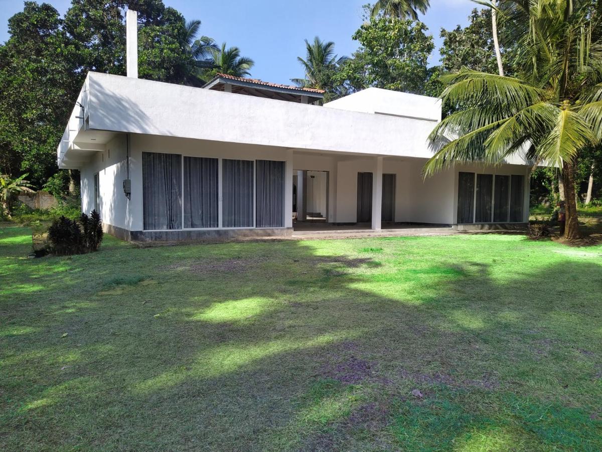 Savendro Villa Hikkaduwa Exterior photo